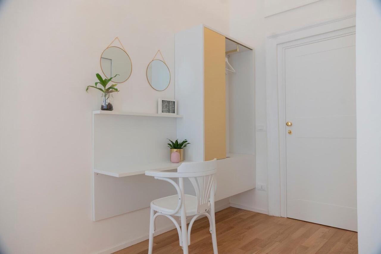 Interno21 Bed & Breakfast เนเปิลส์ ภายนอก รูปภาพ