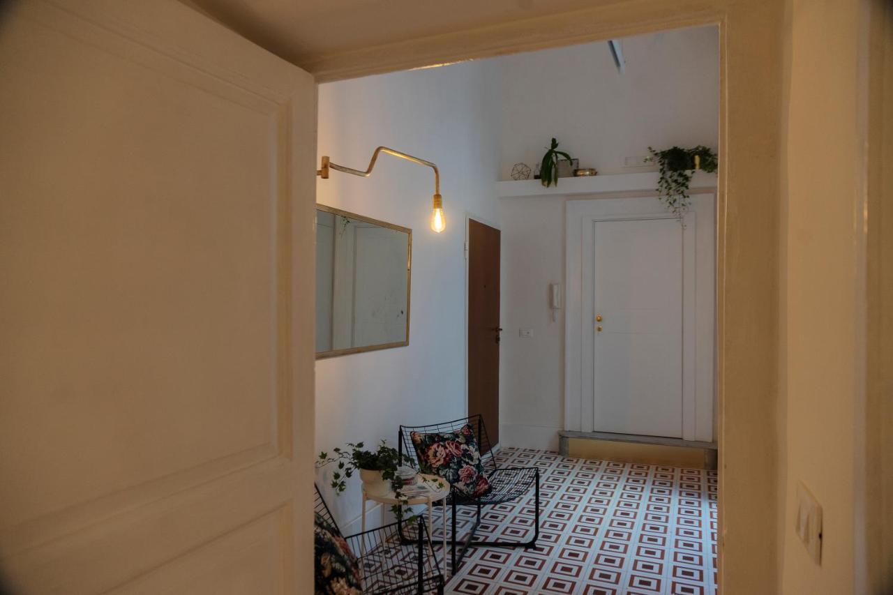 Interno21 Bed & Breakfast เนเปิลส์ ภายนอก รูปภาพ