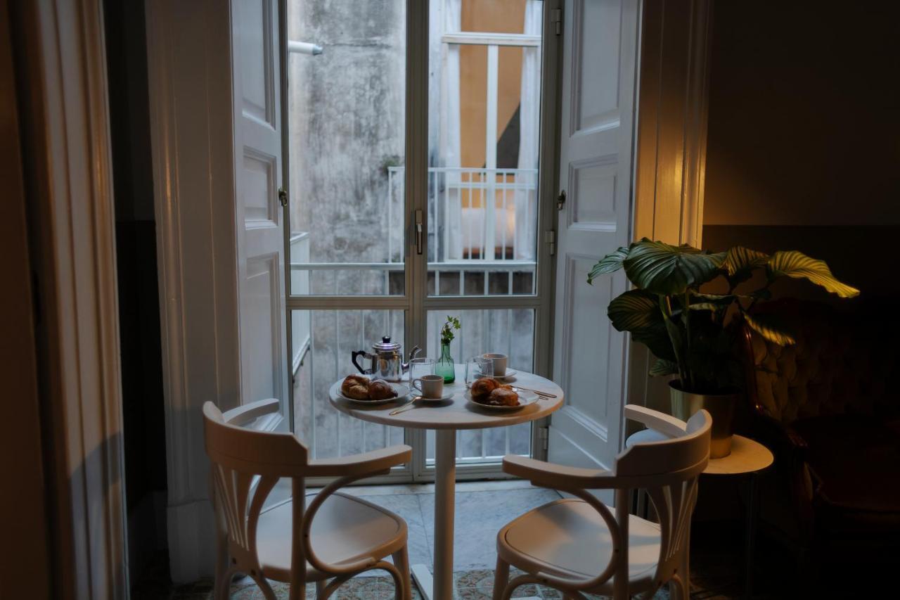Interno21 Bed & Breakfast เนเปิลส์ ภายนอก รูปภาพ