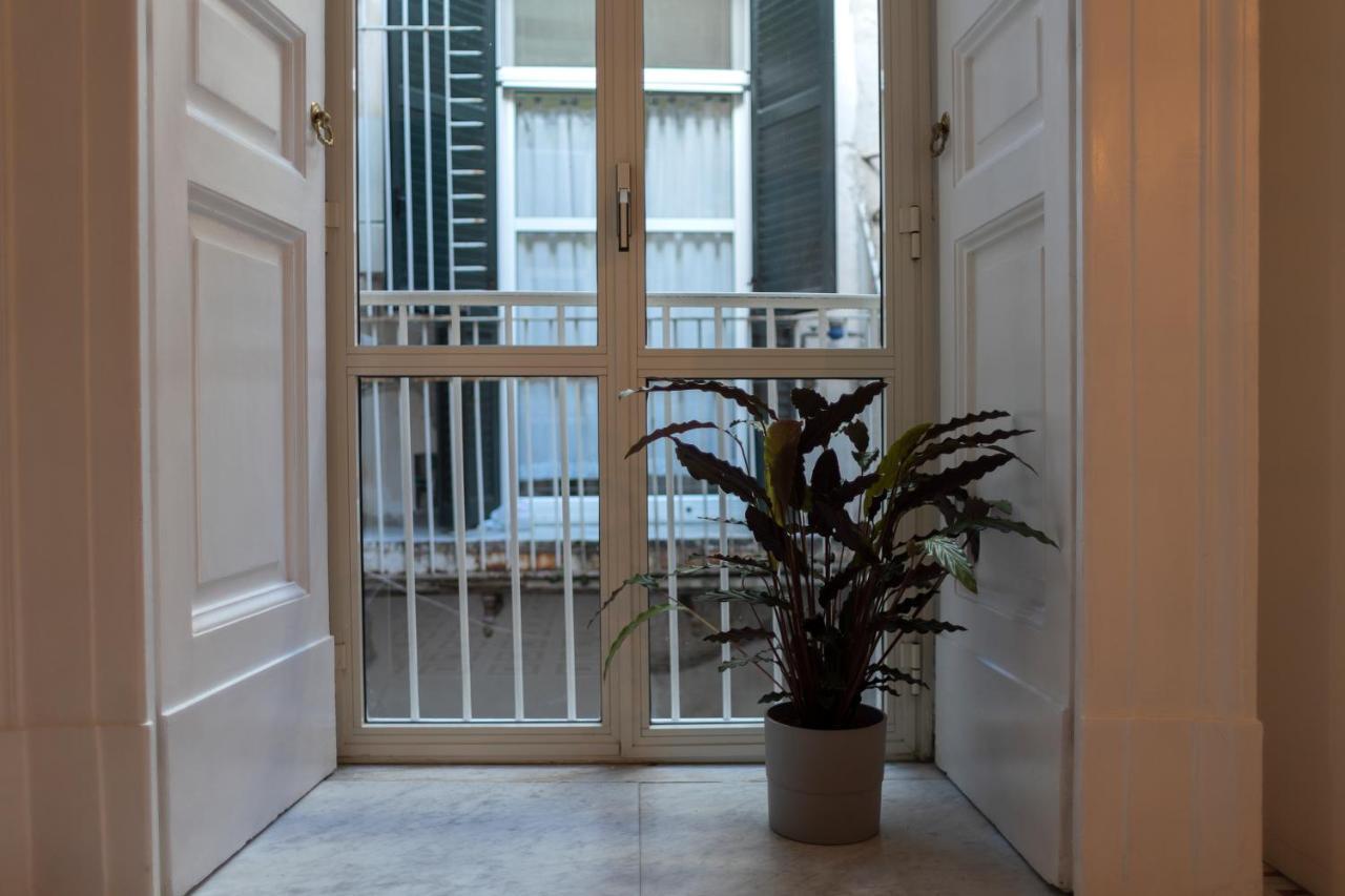 Interno21 Bed & Breakfast เนเปิลส์ ภายนอก รูปภาพ