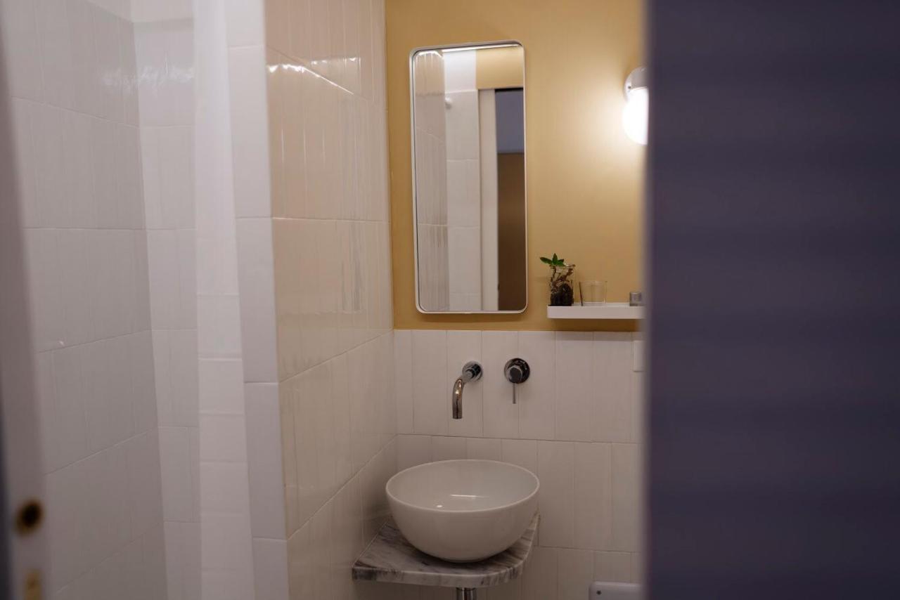 Interno21 Bed & Breakfast เนเปิลส์ ภายนอก รูปภาพ